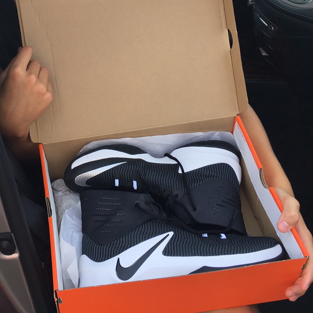 Nike Zoom.